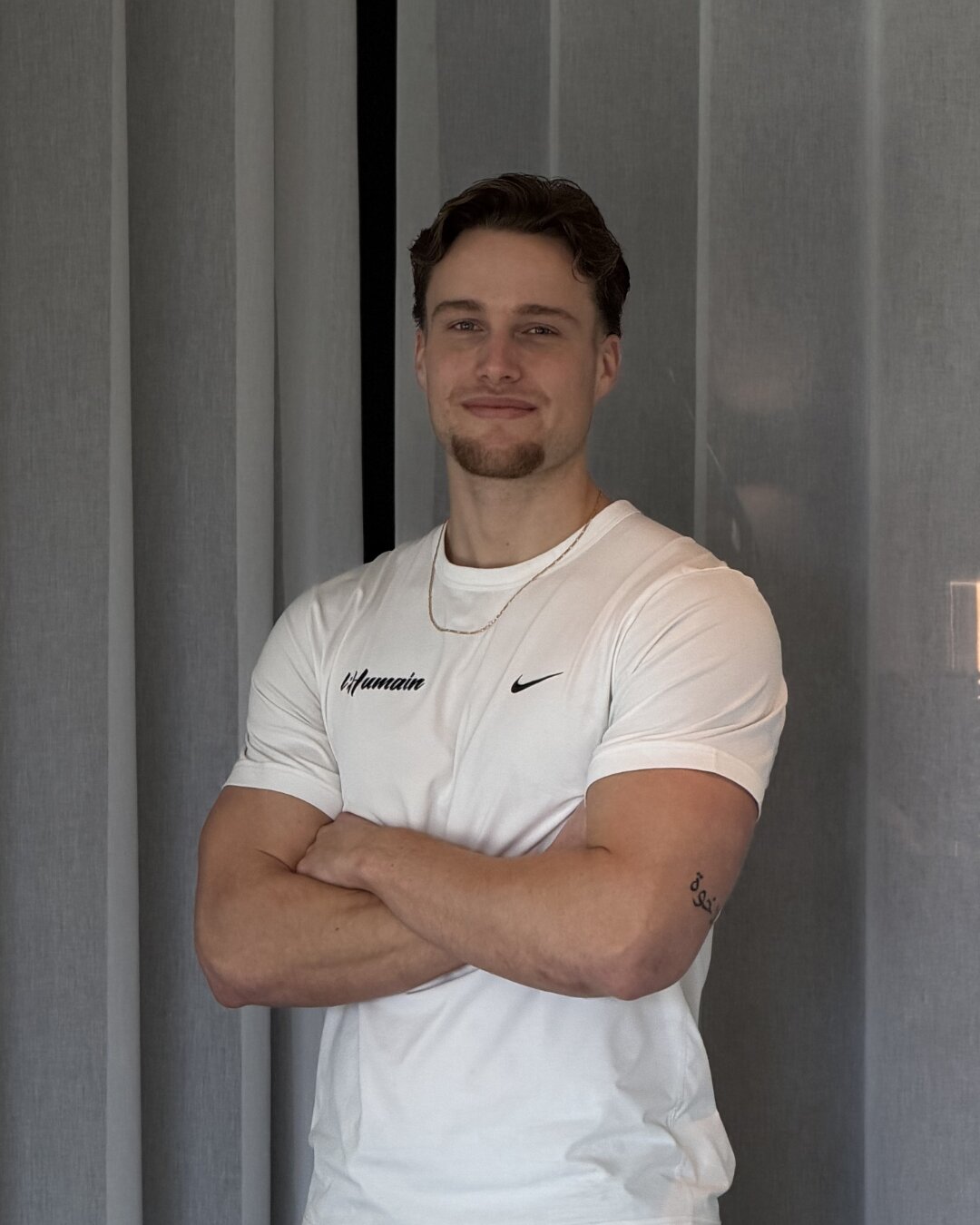 Portret van Thomas Buijs, personal trainer bij L'Humain